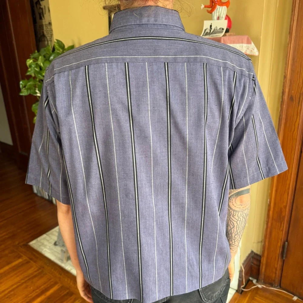 💀 SOLD 💀 Vintage 80s Purple Striped Cropped Boxy Short Sleeve Button Down ~ XL - Picture 6 of 8